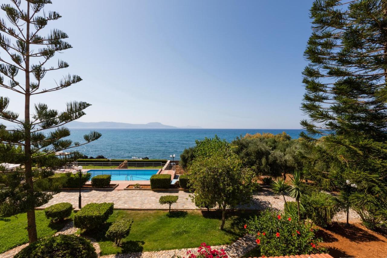Beachfront Family Villa Katerina With Private Pool, Playground, Bbq & Amazing Sea Views! Petres  外观 照片
