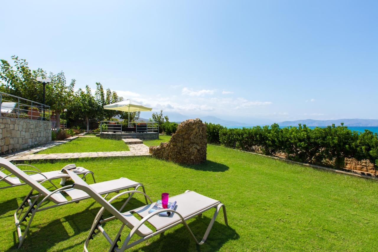 Beachfront Family Villa Katerina With Private Pool, Playground, Bbq & Amazing Sea Views! Petres  外观 照片
