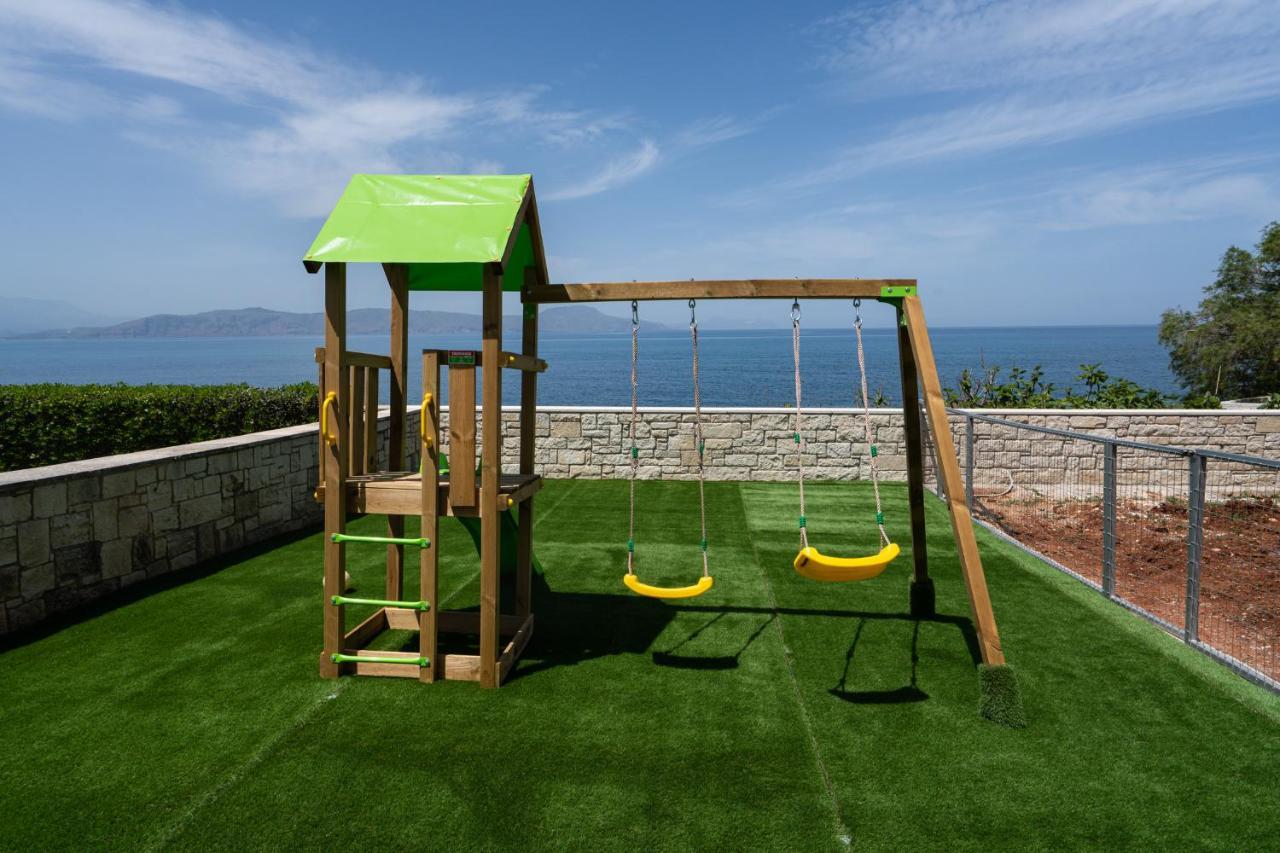 Beachfront Family Villa Katerina With Private Pool, Playground, Bbq & Amazing Sea Views! Petres  外观 照片