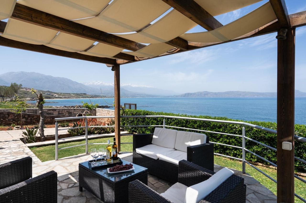 Beachfront Family Villa Katerina With Private Pool, Playground, Bbq & Amazing Sea Views! Petres  外观 照片
