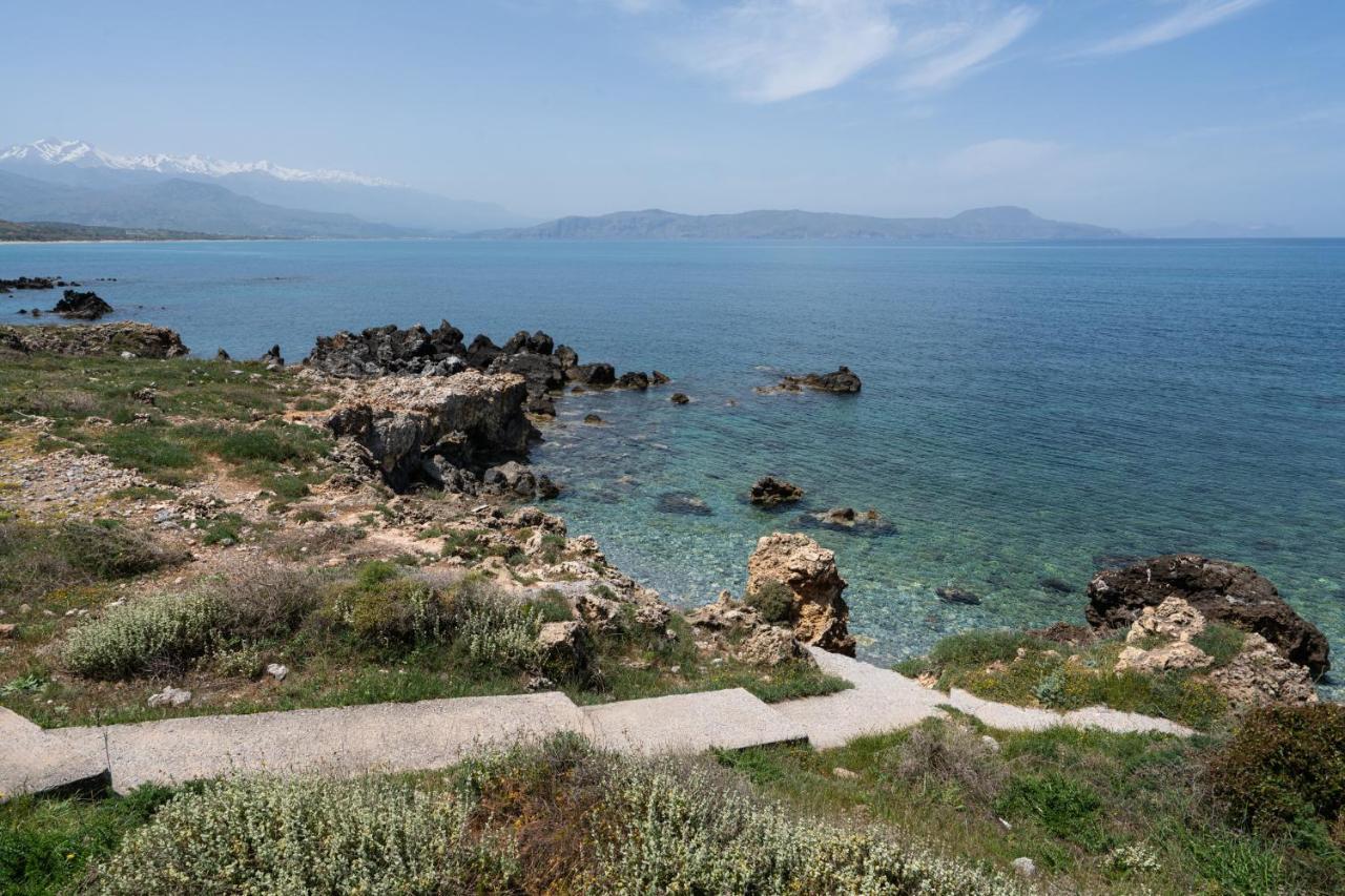 Beachfront Family Villa Katerina With Private Pool, Playground, Bbq & Amazing Sea Views! Petres  外观 照片